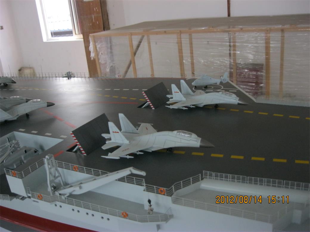 古县辽宁舰模型